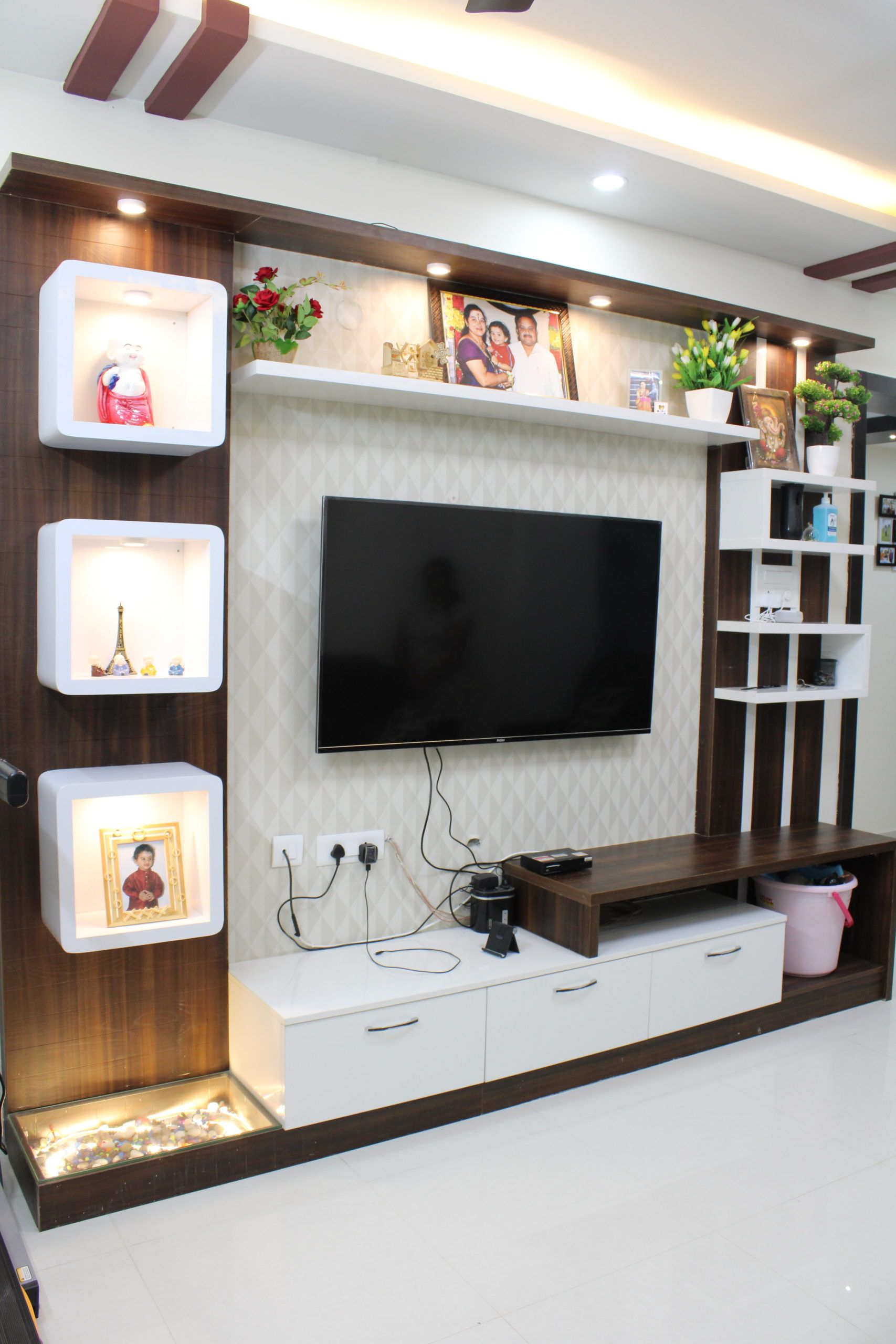 TV Unit